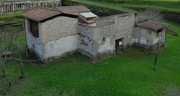 La Scoperta Di Una Villa Romana A Boscoreale Nel Racconto Del Poeta